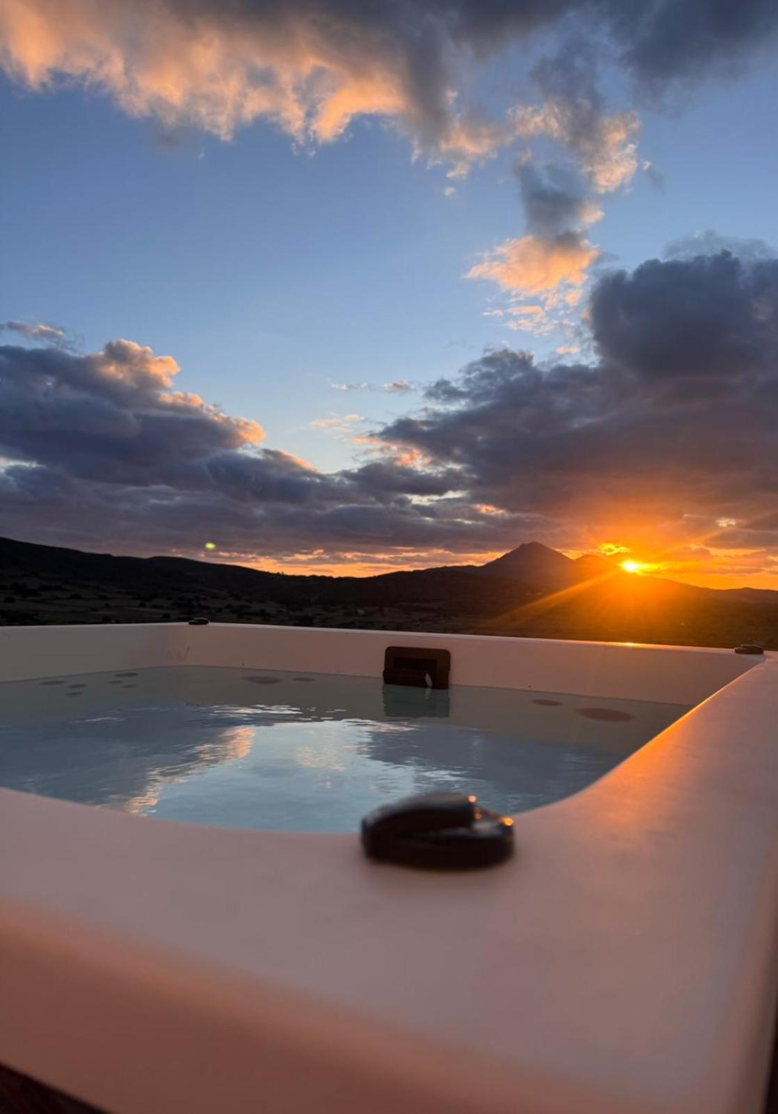 Bayview Villa With Jaccuzi - Milos Zefiría Zewnętrze zdjęcie